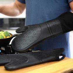 Alternative view deManopla de silicona con algodón para horno